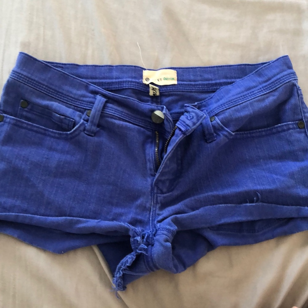 Roxy low rise jean shorts!